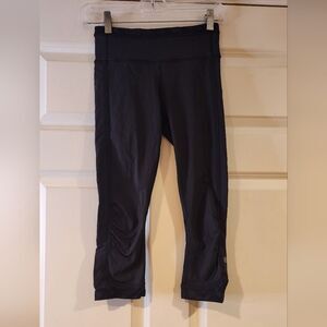 Lululemon Run for your Life black camo cropped leggings size 2